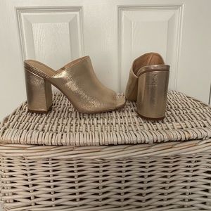 Lulus heeled mule - gold | Never Worn